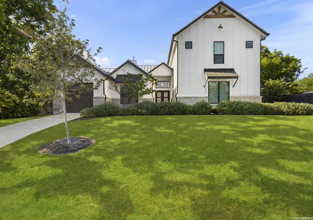 2nd image of 1025 Garraty Rd, Terrell Hills, TX 78209 | MLS# 1965729