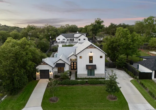 4th image of 1025 Garraty Rd, Terrell Hills, TX 78209 | MLS# 1965729