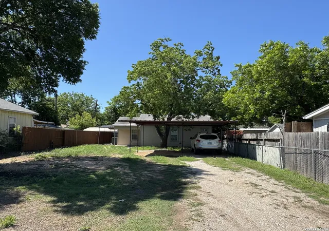 Homes for sale in San Antonio, TX | 1806 Steves, San Antonio, TX 78210 | MLS# 1965741