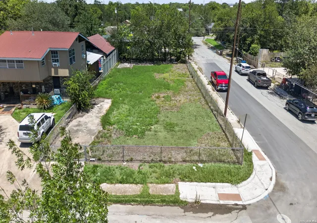 image of 3803 W Houston St, San Antonio, TX 78207 | MLS# 1965787