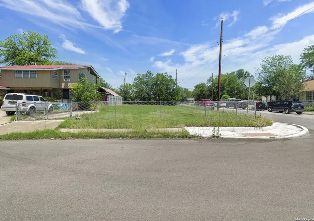 image of 3803 W Houston St, San Antonio, TX 78207 | MLS# 1965787