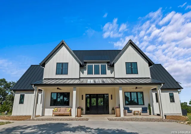 Photo 1 of Single family home for sale at 813 Verde Vista Dr, Wimberley, TX 78676 | MLS# 1965798 | Listing updated on 2026-08-27