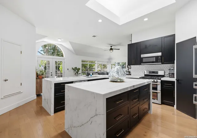 4th image of 6435 Old Harbor Ln, Austin, TX 78739 | MLS# 1965799
