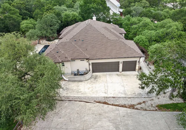4th image of 219 Winding View, New Braunfels, TX 78132 | MLS# 1965833