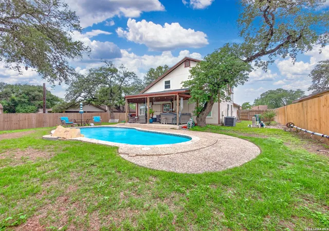 Photo 2 of Sale Pending at 8006 Echo Wind St, San Antonio, TX 78250 | MLS# 1965927 | Listing updated on 2026-08-20