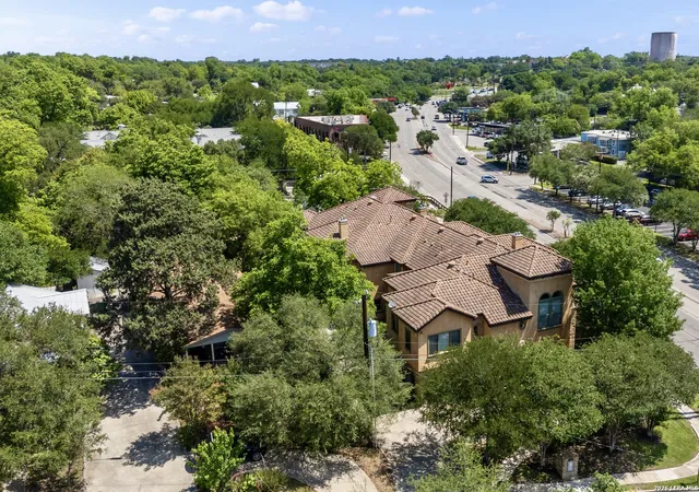 Homes for sale in Alamo Heights, TX | 123 Eaton St #102, Alamo Heights, TX 78209 | MLS# 1965940
