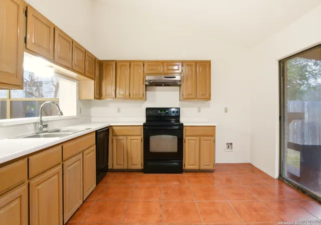 4th image of 13802 Blenhein Ridge, San Antonio, TX 78231 | MLS# 1965952