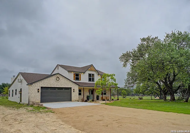 Homes for sale in Wimberley, TX | 200 E Meadow Ln, Wimberley, TX 78676 | MLS# 1965975