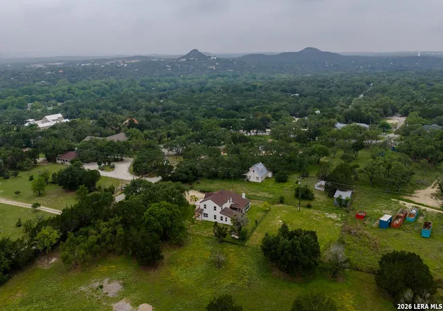 Homes for sale in Wimberley, TX | 200 E Meadow Ln, Wimberley, TX 78676 | MLS# 1965975