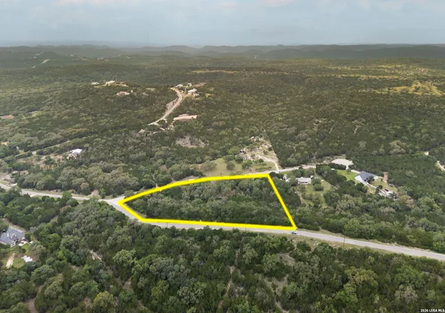 11th image of 138 County Road 2765, Mico, TX 78056 | MLS# 1966000