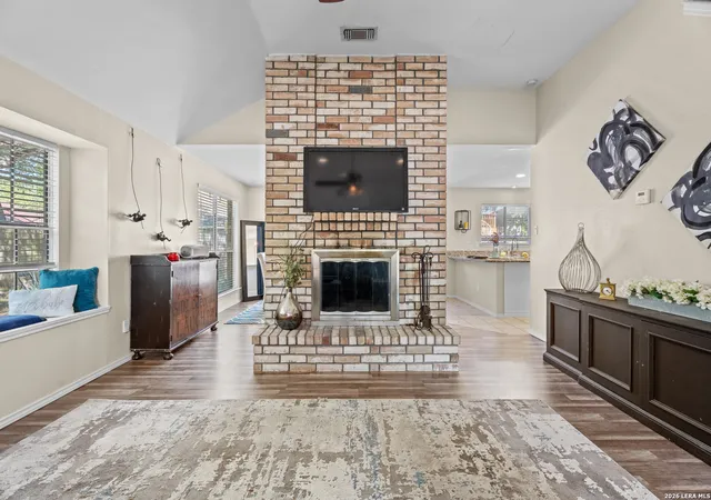 4th image of 9219 Broxton Dr, San Antonio, TX 78240 | MLS# 1966063