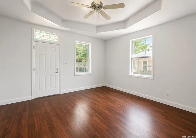 2nd image of 621 Porter St, San Antonio, TX 78210 | MLS# 1966110