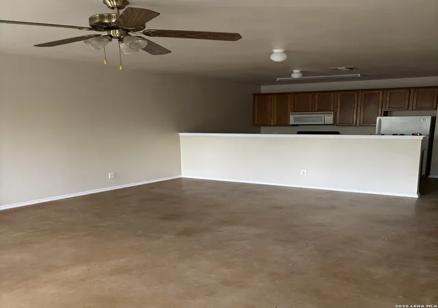 5th image of 10614 Mathom, Universal City, TX 78148 | MLS# 1966125