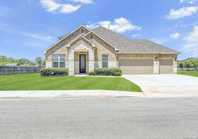 Photo 3 of Single family home for sale at 5021 Tupelo Row, San Antonio, TX 78263 | MLS# 1966143 | Listing updated on 2026-08-29