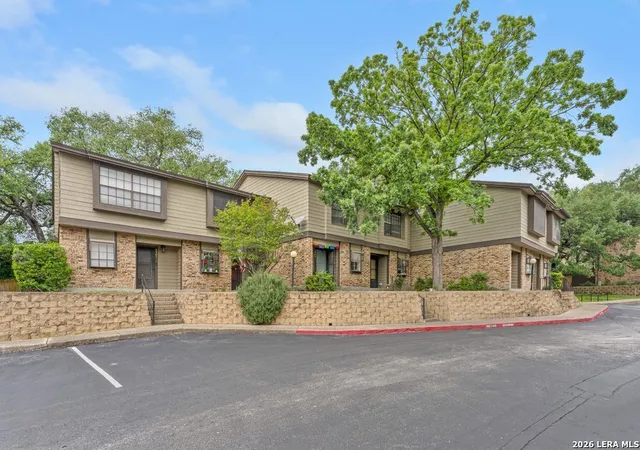 2nd image of 11815 Vance Jackson, San Antonio, TX 78230