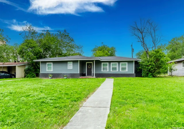 2nd image of 210 Greenhaven Dr, San Antonio, TX 78201 | MLS# 1966171