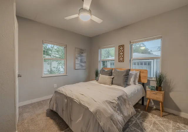 5th image of 210 Greenhaven Dr, San Antonio, TX 78201 | MLS# 1966171
