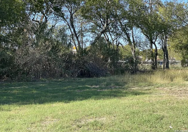 Photo 4 of Land for sale at 0 Yucca, San Antonio, TX 78220 | MLS# 1966172 | Listing updated on 2026-05-30