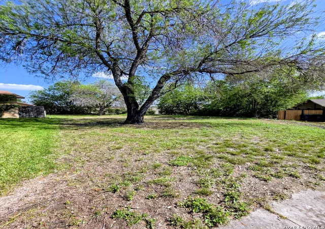 Photo 4 of Land for sale at 110 Zeuty St, San Antonio, TX 78227 | MLS# 1966181 | Listing updated on 2026-05-23