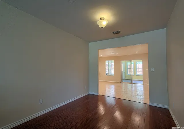 4th image of 607 Rexford Dr, San Antonio, TX 78216 | MLS# 1966250