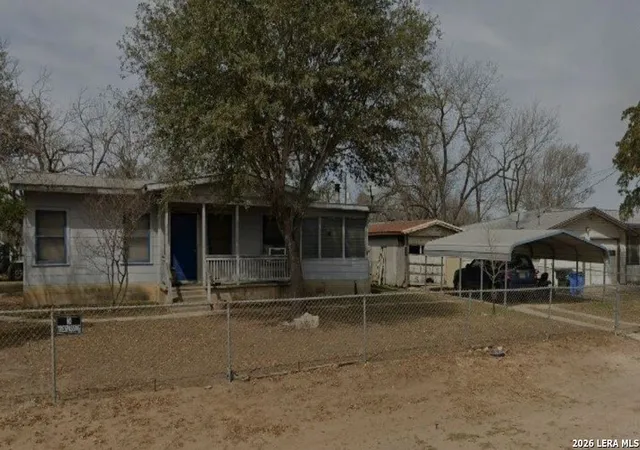 Photo 3 of Sale Pending at 102 Watco Ln, La Vernia, TX 78121 | MLS# 1966337 | Listing updated on 2026-05-13