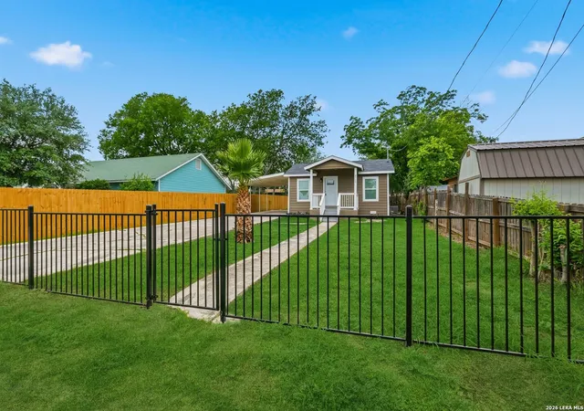 Photo 3 of Sale Pending at 8723 Ludtke, San Antonio, TX 78221 | MLS# 1966382 | Listing updated on 2026-08-17