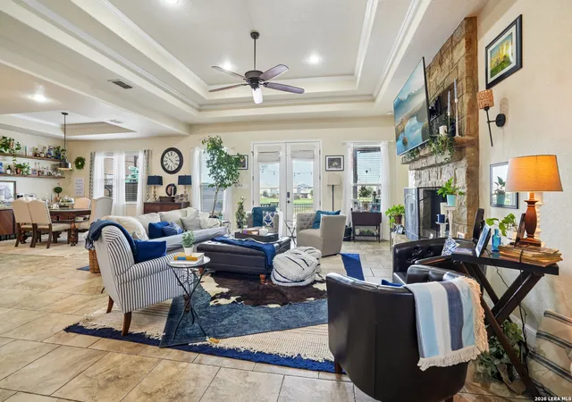 2nd image of 137 Fairway Dr, Floresville, TX 78114 | MLS# 1966430