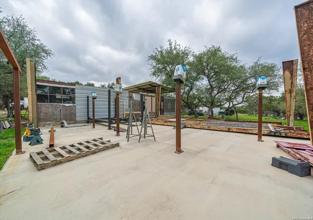 46th image of 374 W County Road 2481, Hondo, TX 78861 | MLS# 1966455