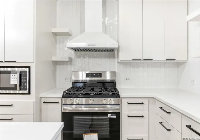 5th image of 903 Cardiff Dr, Austin, TX 78745 | MLS# 1966464