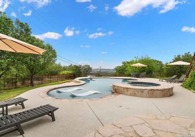Photo 3 of Single family home for sale at 8 Champions Mark, San Antonio, TX 78258 | MLS# 1966466 | Listing updated on 2026-09-06