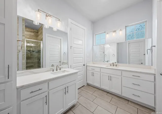 Photo 3 of Single family home for sale at 3200 Pinnacle Club Dr #5, Kerrville, TX 78028 | MLS# 1966478 | Listing updated on 2026-05-24