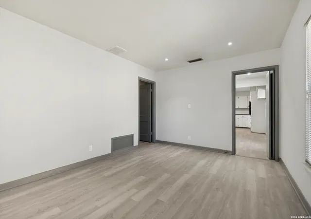 Photo 4 of Sale Pending at 630 Carlisle Ave, San Antonio, TX 78225 | MLS# 1966479 | Listing updated on 2026-08-20