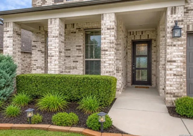 2nd image of 501 Huntwick Dr, Boerne, TX 78006 | MLS# 1966480