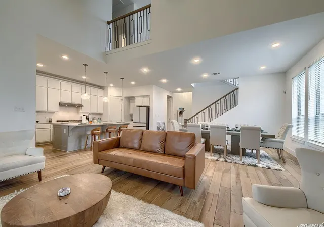 5th image of 501 Huntwick Dr, Boerne, TX 78006 | MLS# 1966480