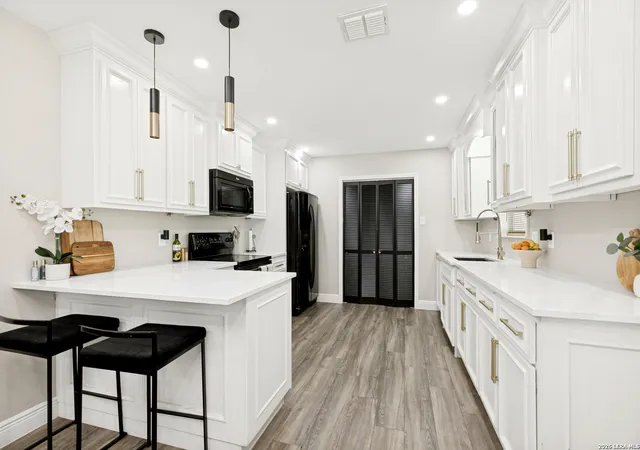 Photo 2 of Single family home for sale at 126 Lincolnshire Dr, San Antonio, TX 78220 | MLS# 1966485 | Listing updated on 2026-07-25