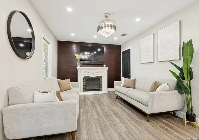 Photo 3 of Single family home for sale at 126 Lincolnshire Dr, San Antonio, TX 78220 | MLS# 1966485 | Listing updated on 2026-07-25