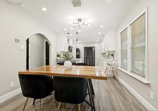 Photo 4 of Single family home for sale at 126 Lincolnshire Dr, San Antonio, TX 78220 | MLS# 1966485 | Listing updated on 2026-07-25