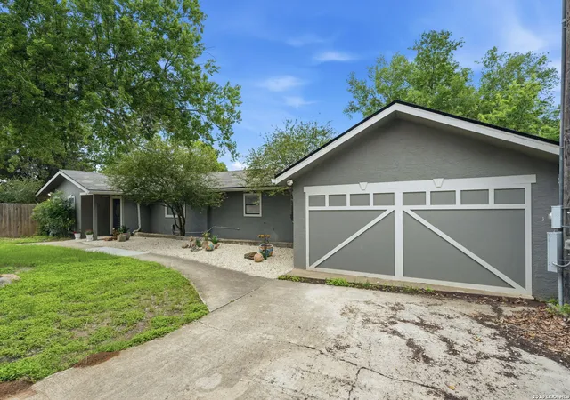 3rd image of 5987 Hwy 27, Center Point, TX 78010 | MLS# 1966548