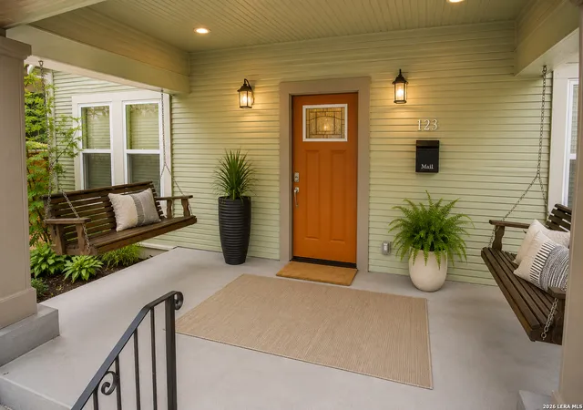 Photo 2 of Single family home for sale at 123 Castillo Ave, San Antonio, TX 78210 | MLS# 1966573 | Listing updated on 2026-07-14