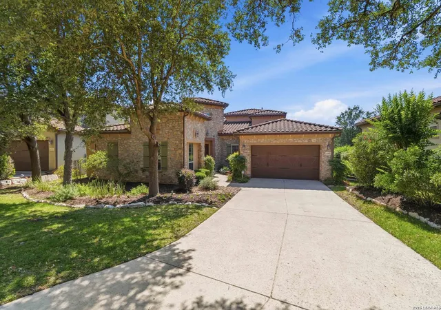 Photo 3 of Sale Pending at 4307 Lignoso, San Antonio, TX 78261 | MLS# 1966605 | Listing updated on 2026-08-20