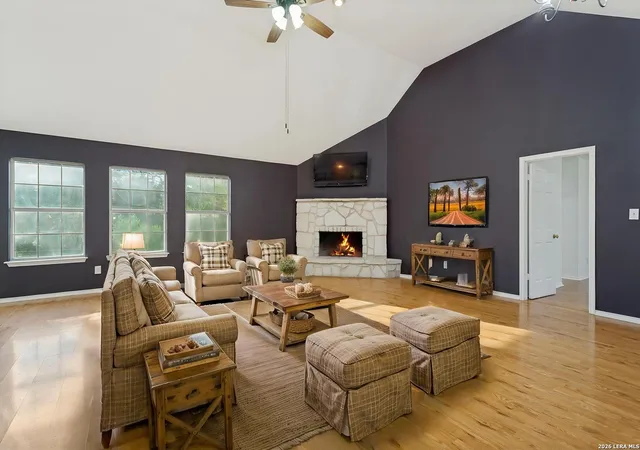 Photo 3 of Single family home for sale at 1129 Desert Gold, Boerne, TX 78006 | MLS# 1966616 | Listing updated on 2026-09-17