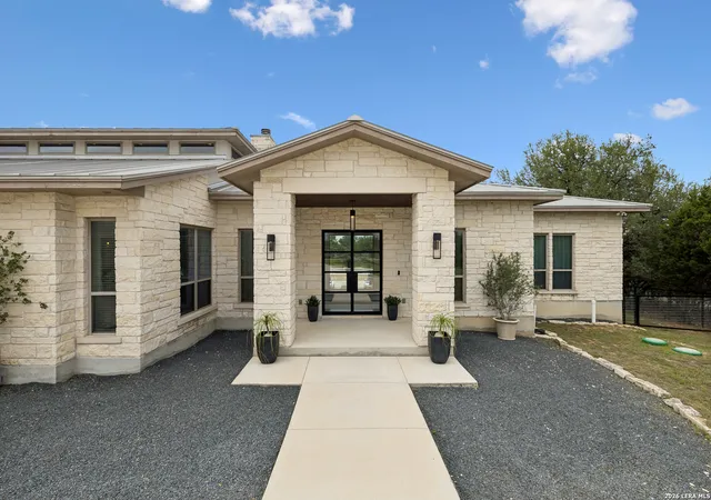 Photo 1 of Single family home for sale at 3214 Comal, Canyon Lake, TX 78133 | MLS# 1966628 | Listing updated on 2026-09-09