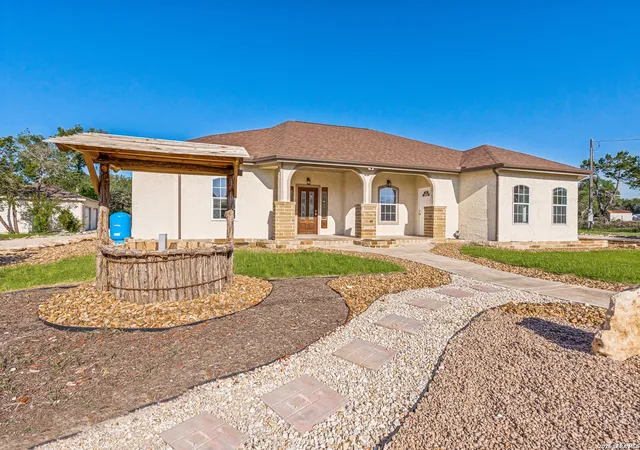 5th image of 72 Jana Ln, Spring Branch, TX 78070 | MLS# 1966658