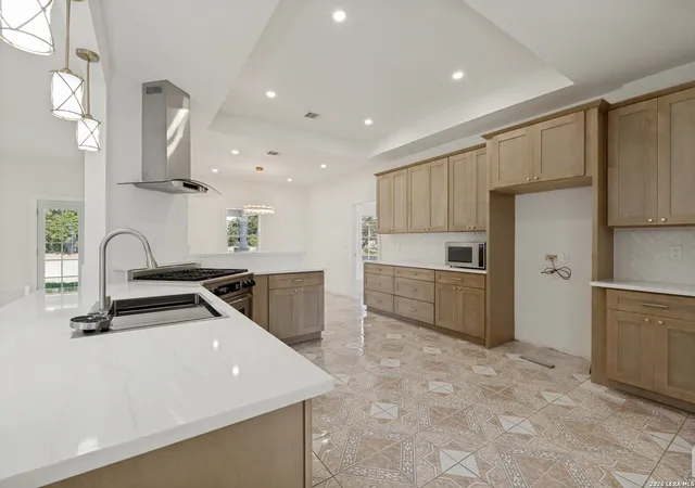 2nd image of 72 Jana Ln, Spring Branch, TX 78070 | MLS# 1966658