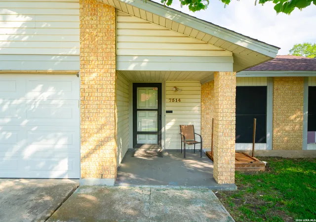 Photo 3 of Sale Pending at 7514 Echo Trl, San Antonio, TX 78244 | MLS# 1966683 | Listing updated on 2026-09-10