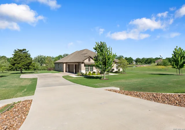 Photo 4 of Single family home for sale at 9695 Durham, Iola, TX 77861 | MLS# 1966694 | Listing updated on 2026-05-16
