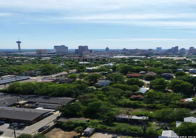 Photo 2 of Land for sale at 1008 Burnet St, San Antonio, TX 78202 | MLS# 1966725 | Listing updated on 2026-05-25