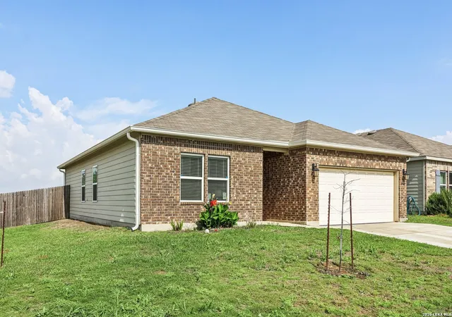 Homes for sale in Lytle, TX | 20045 Huckleberry St, Lytle, TX 78052 | MLS# 1966743