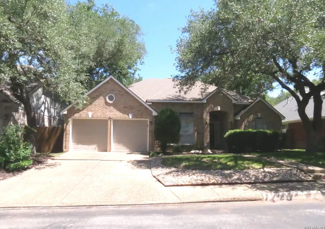 Photo 1 of Sale Pending at 14 Grogans Mill Dr, San Antonio, TX 78248 | MLS# 1966756 | Listing updated on 2026-09-07