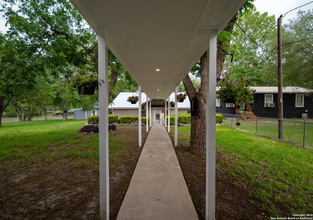 2nd image of 526 Cypress, Mc Queeney, TX 78123 | MLS# 1966760